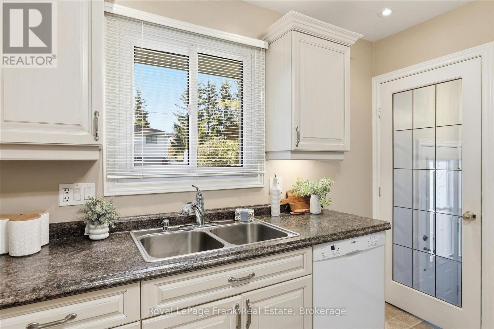 362 Simons Avenue, Peterborough, Ontario  K9K 1E7 - Photo 15 - X13872016