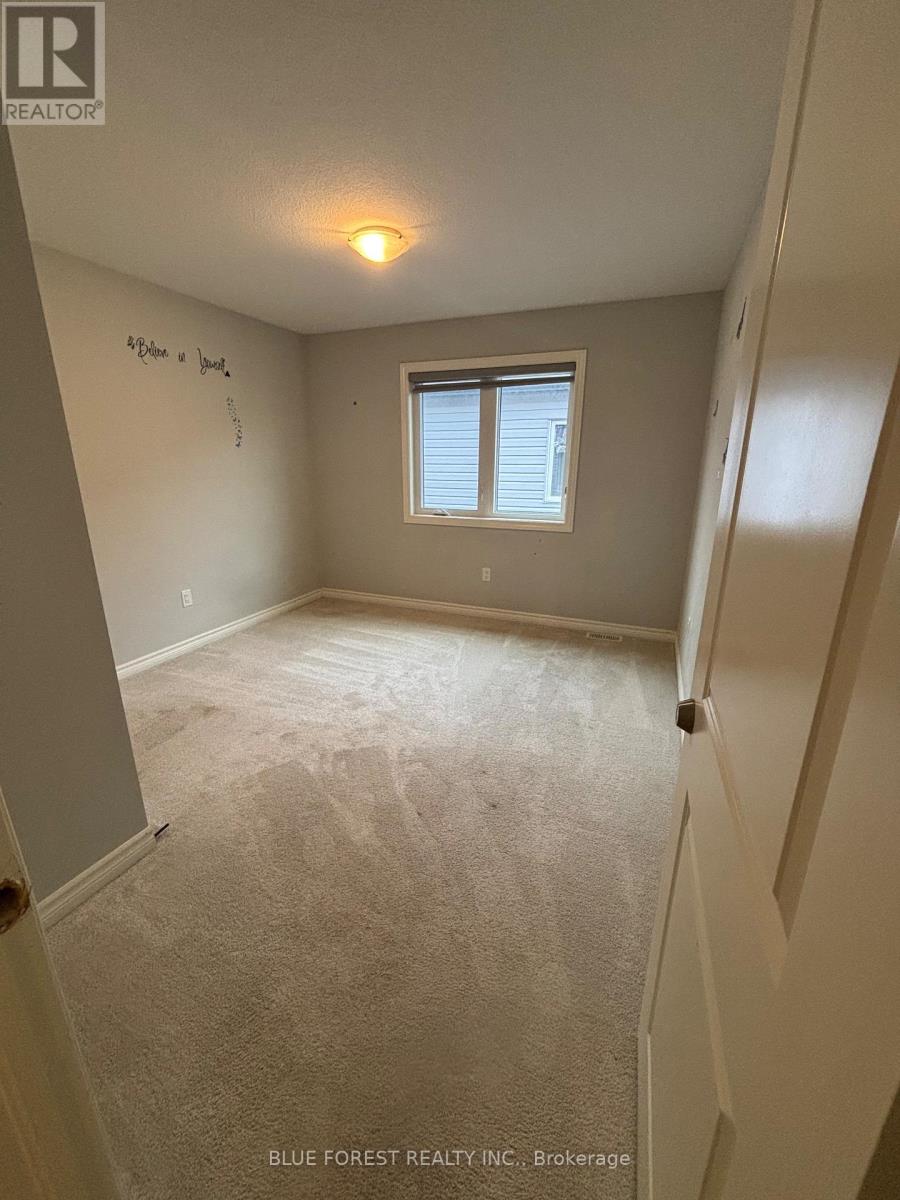 92 Middleton Avenue, London South, Ontario  N6L 0G1 - Photo 15 - X14092592