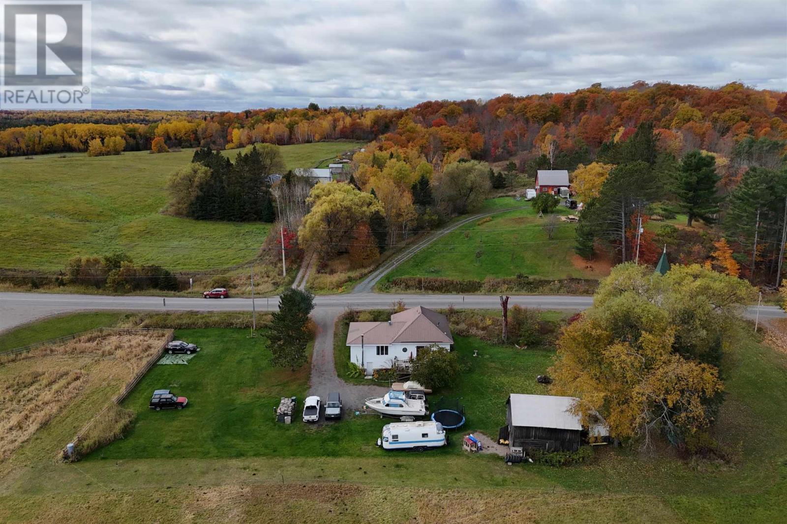 1618 Hwy 638, Plummer Addittional, Ontario  P0R 1C0 - Photo 6 - SM262917