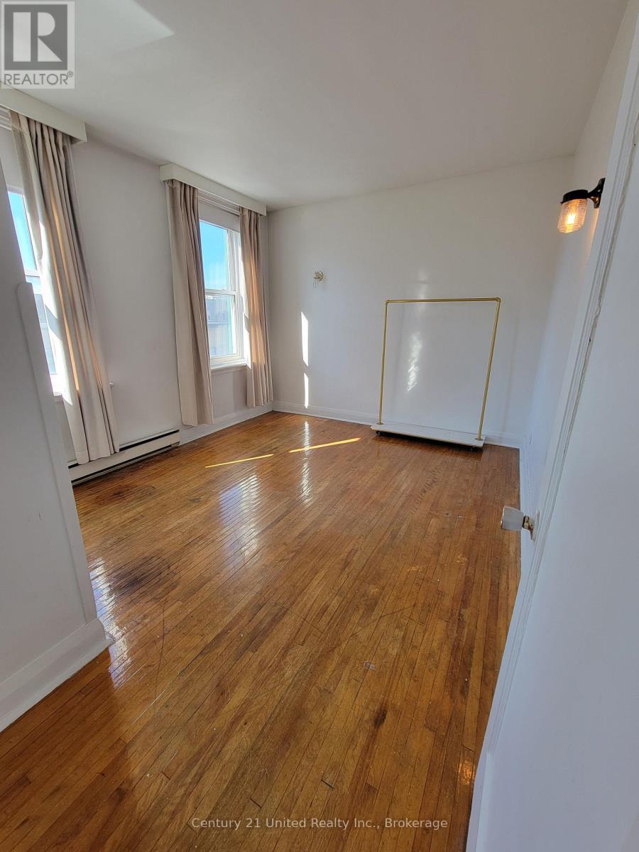 4 - 384 1/2 George Street N, Peterborough, Ontario  K9H 3R3 - Photo 2 - X14093360
