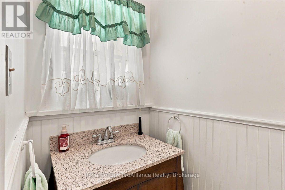 9 Parkview Heights, Quinte West, Ontario  K8V 5L9 - Photo 37 - X14093446