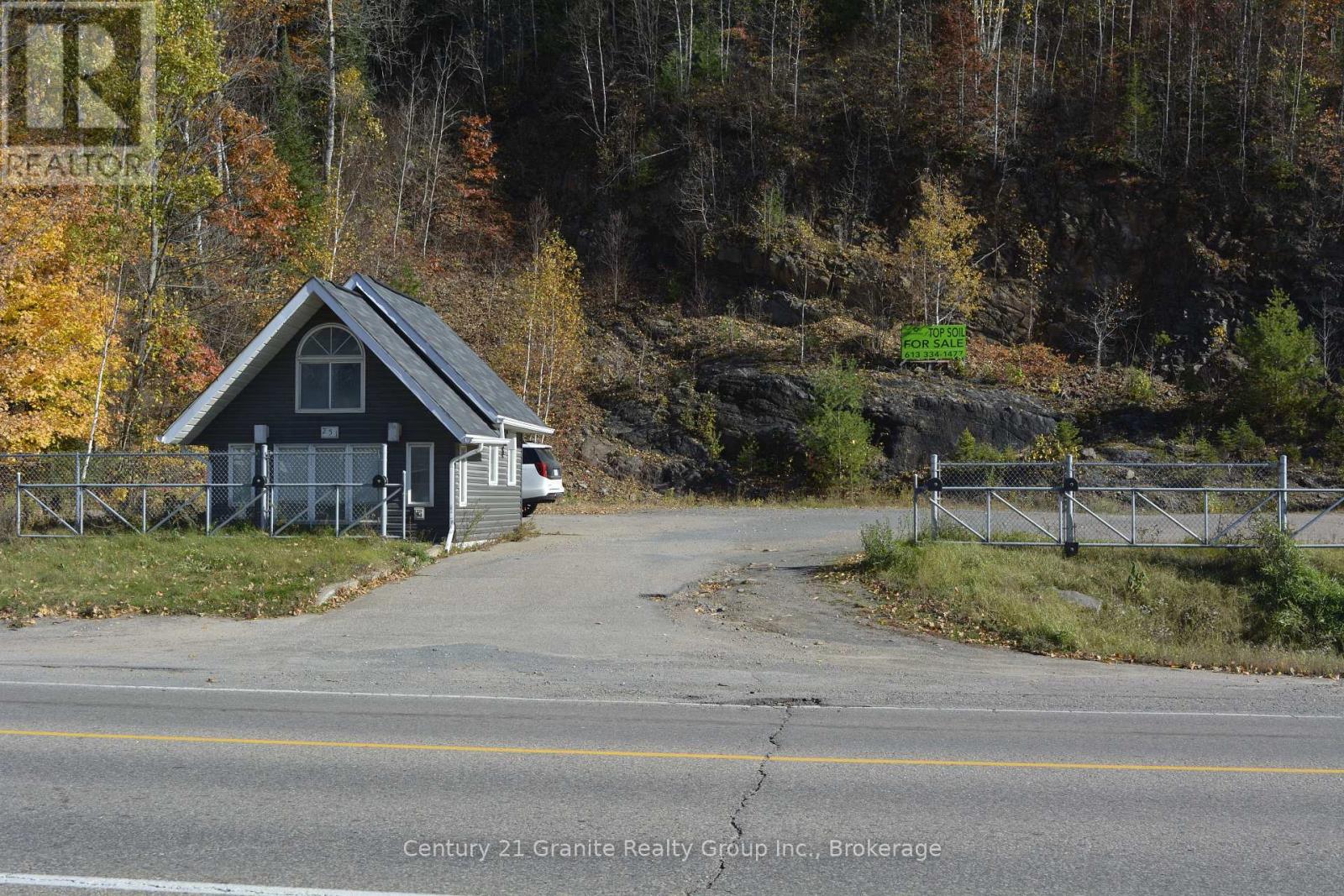 251 HASTINGS STREET, Bancroft, Ontario