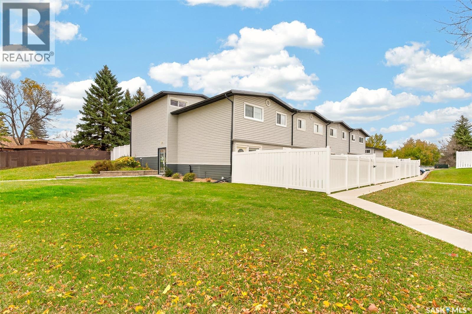 14 1292 Gordon Road, Moose Jaw, Saskatchewan  S6H 3E5 - Photo 39 - SK051407