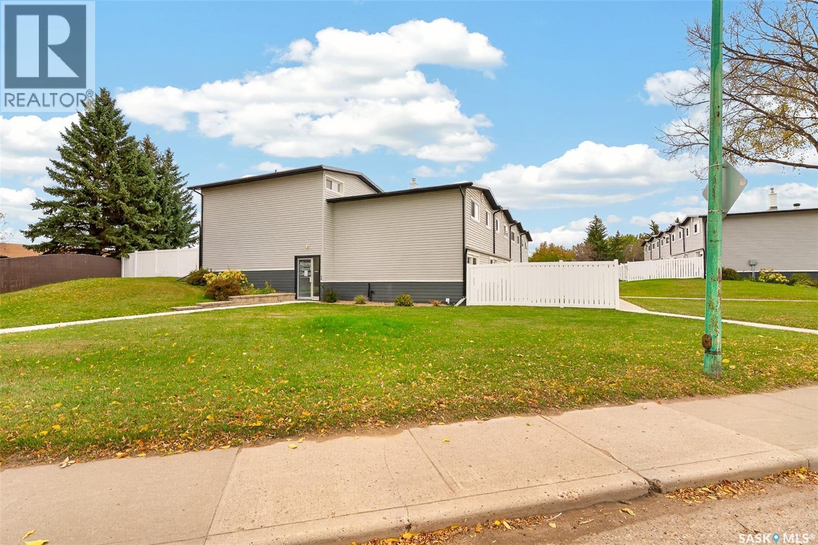 14 1292 Gordon Road, Moose Jaw, Saskatchewan  S6H 3E5 - Photo 41 - SK051407