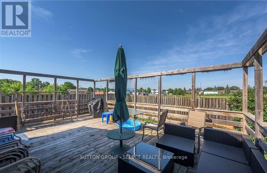 1610 Benjamin Drive, London East, Ontario  N5V 5K1 - Photo 2 - X14093474