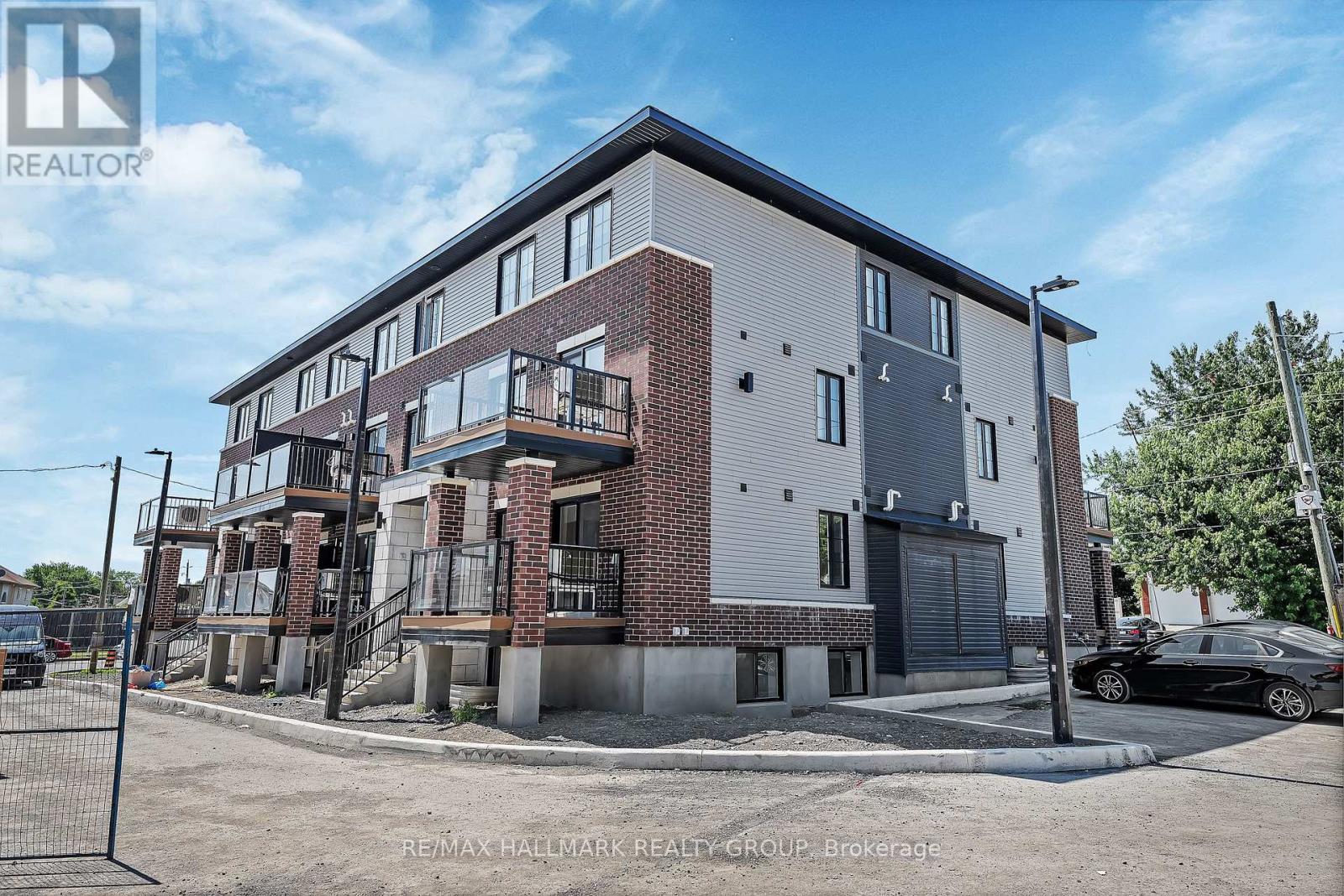 100 Casita Private, Ottawa, Ontario  K1W 0X6 - Photo 2 - X14093412
