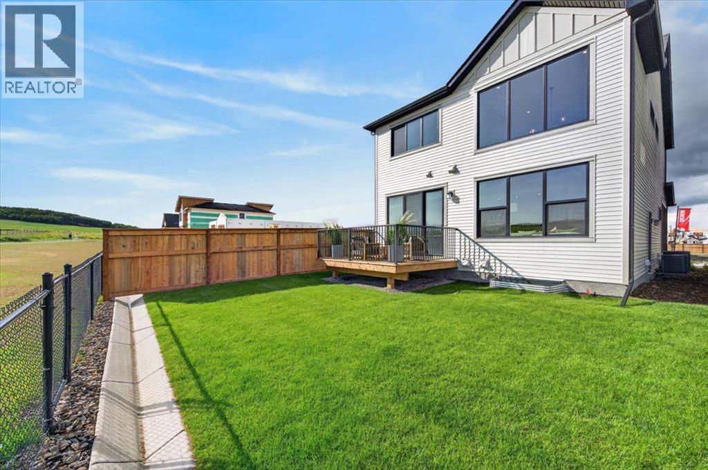 140 Fireside Close