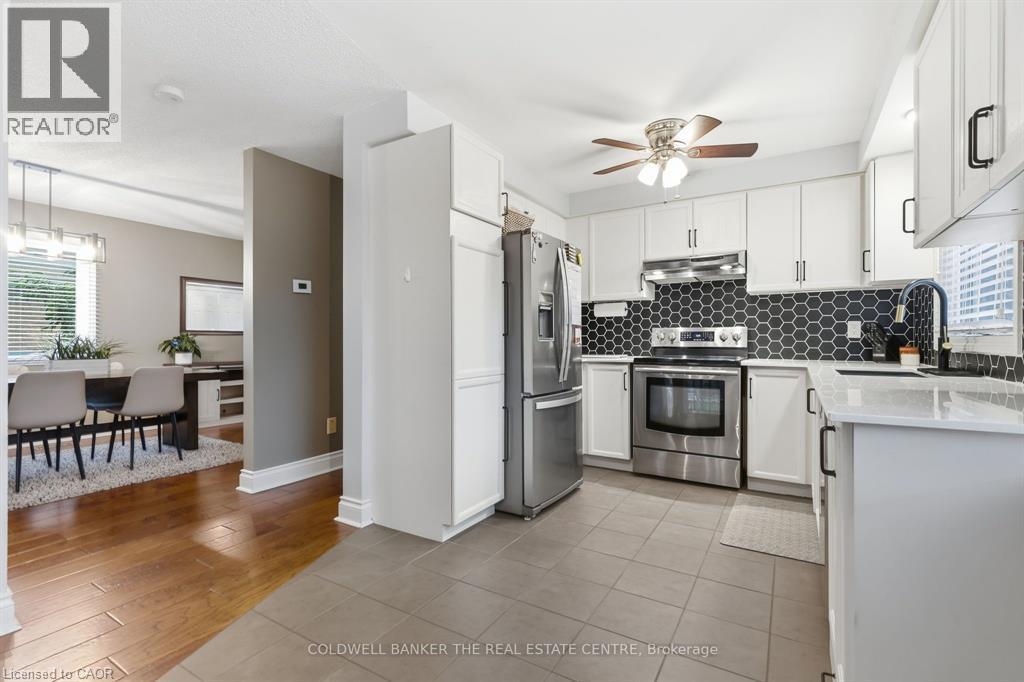 31 Karsh Crescent, Waterdown, Ontario  L0R 2H5 - Photo 23 - 40871775