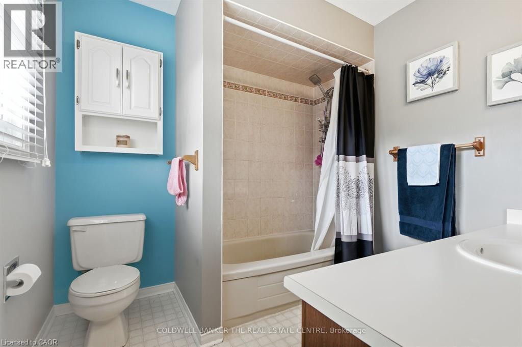 31 Karsh Crescent, Waterdown, Ontario  L0R 2H5 - Photo 11 - 40871775