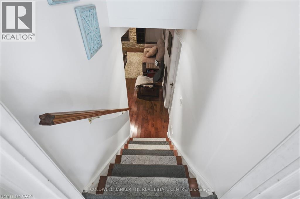 31 Karsh Crescent, Waterdown, Ontario  L0R 2H5 - Photo 32 - 40871775