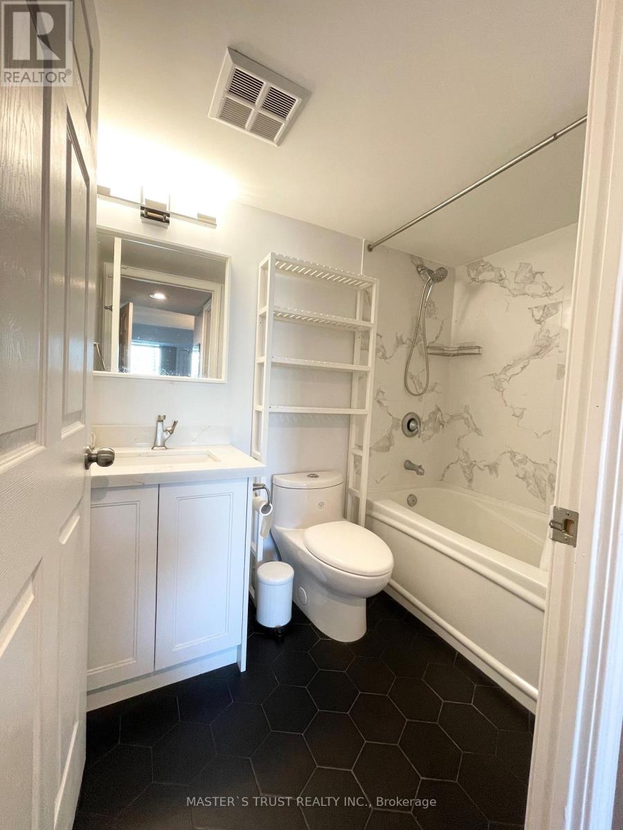 801 - 28 Harrison Garden Boulevard, Toronto, Ontario  M2N 7B5 - Photo 14 - C14093414