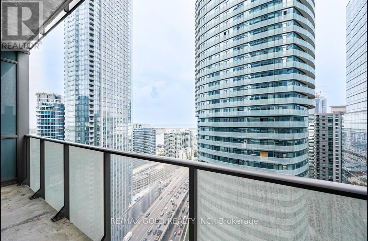 2811 - 55 Bremner Boulevard, Toronto, Ontario  M5J 0A6 - Photo 3 - C14093462