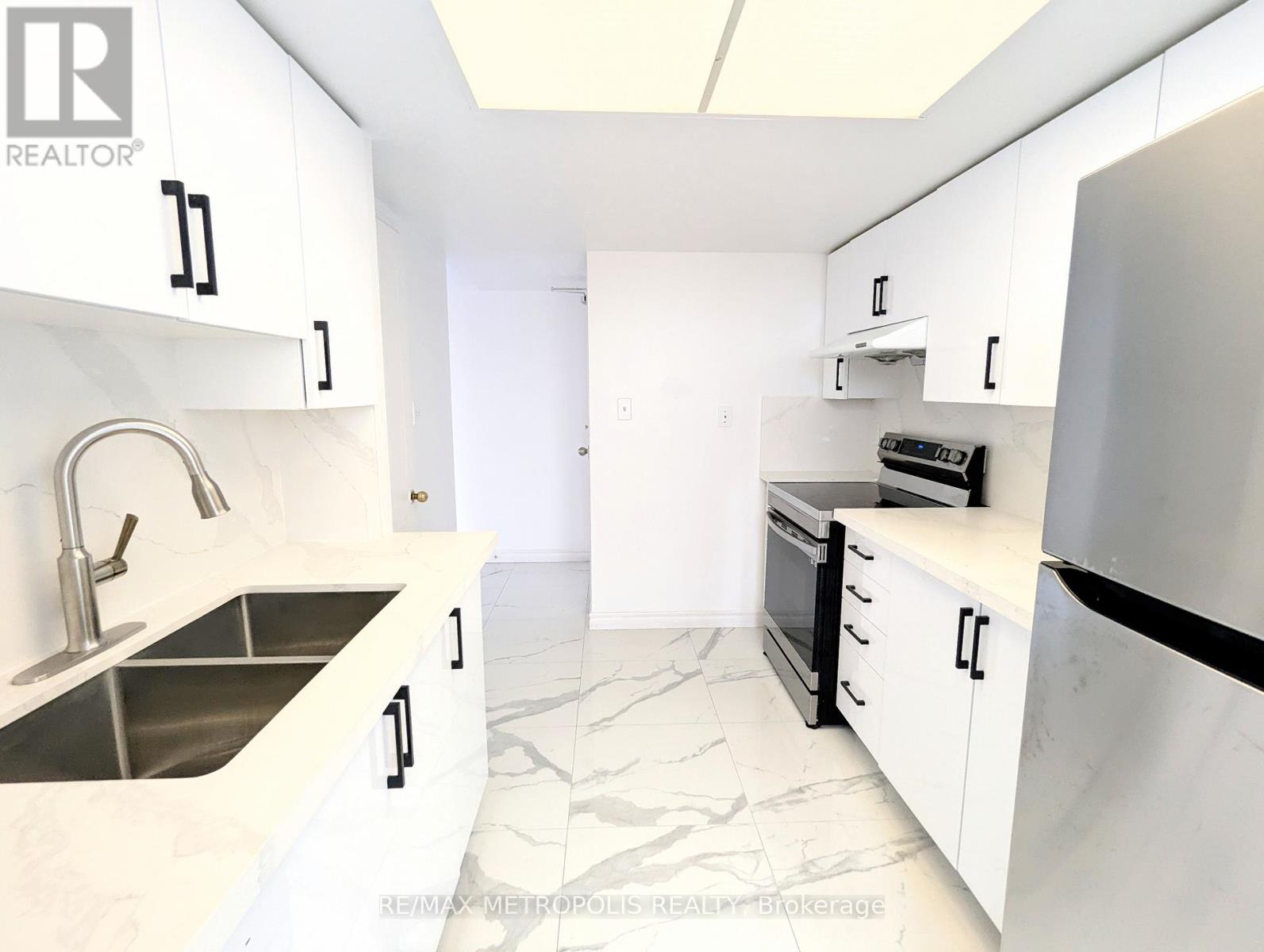 1202 - 2550 Lawrence Avenue E, Toronto (Dorset Park), Ontario  M1P 2R7 - Photo 13 - E14093506