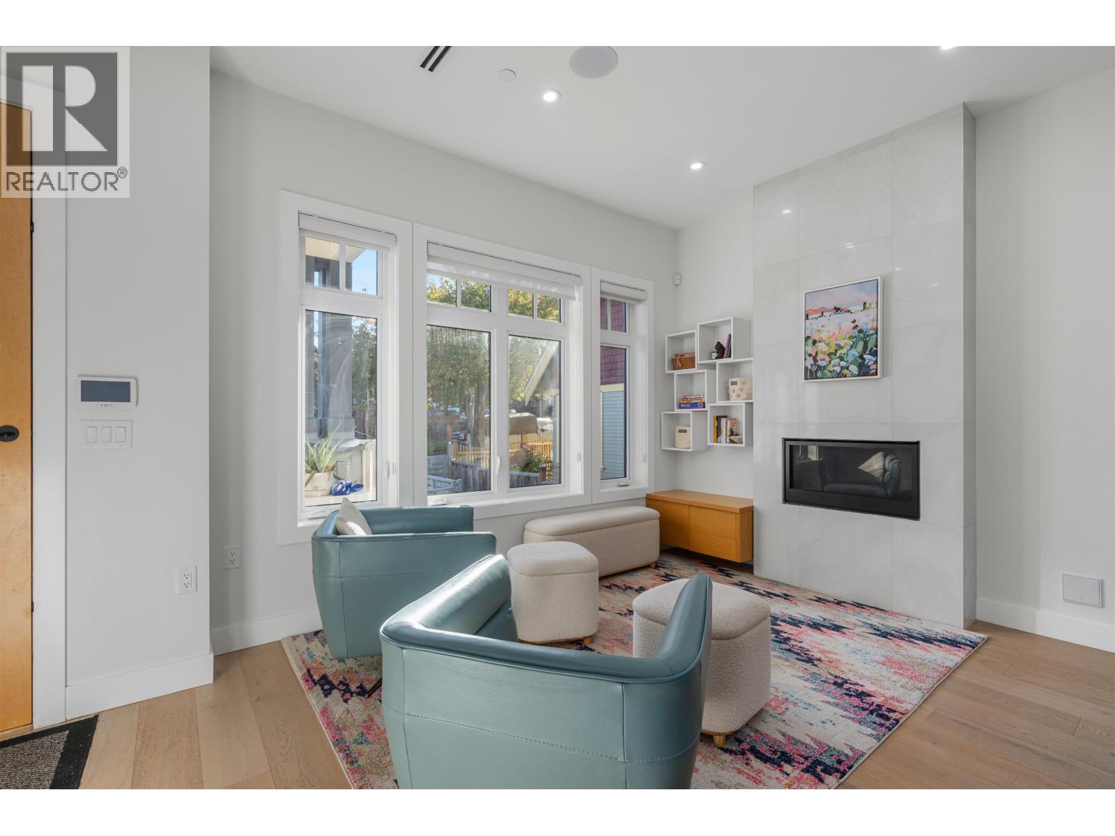 1315 E 20 Avenue, Vancouver, British Columbia  V5V 1P4 - Photo 3 - R3176446