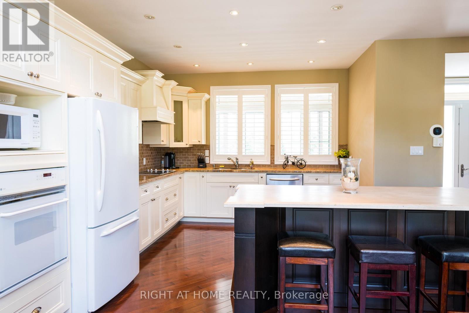 57 Old Trail Road, Tiny, Ontario  L0L 2T0 - Photo 8 - S14093508