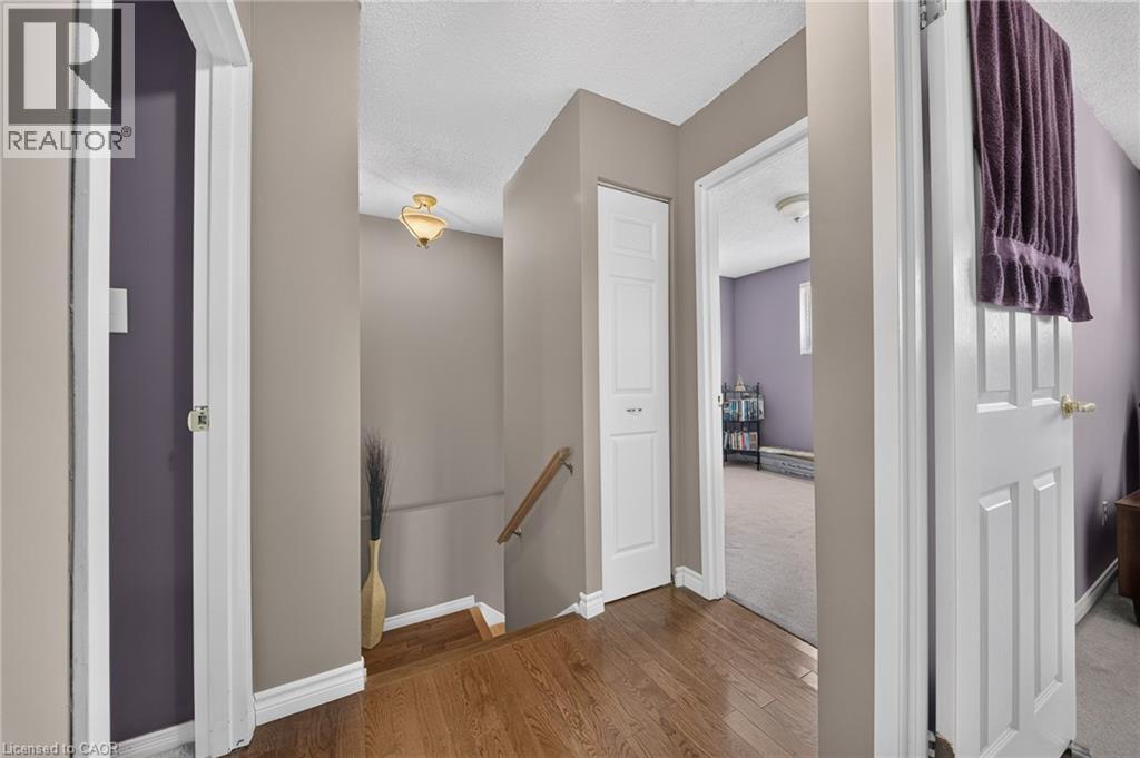 76 Golden Orchard Drive, Hamilton, Ontario  L9C 6J5 - Photo 16 - 40870972