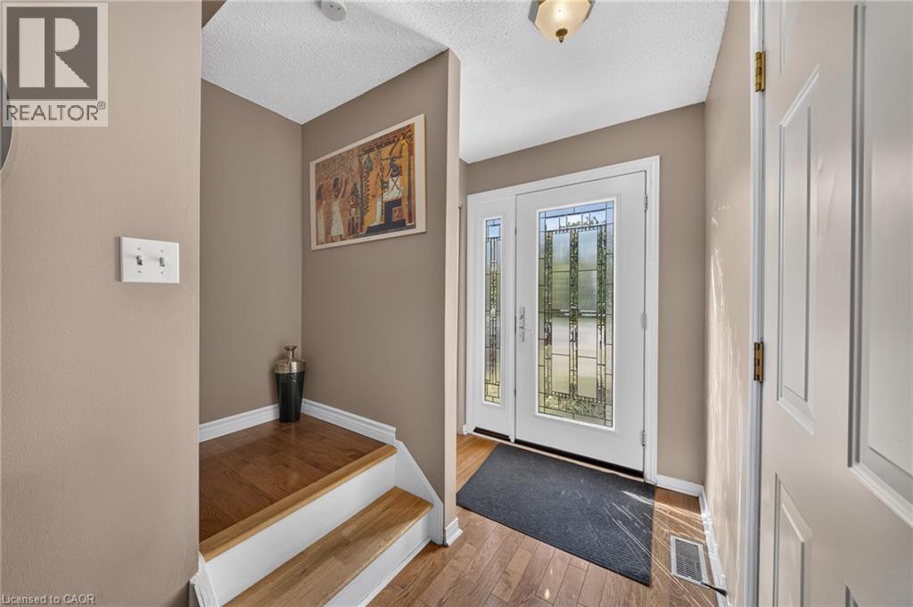 76 Golden Orchard Drive, Hamilton, Ontario  L9C 6J5 - Photo 7 - 40870972