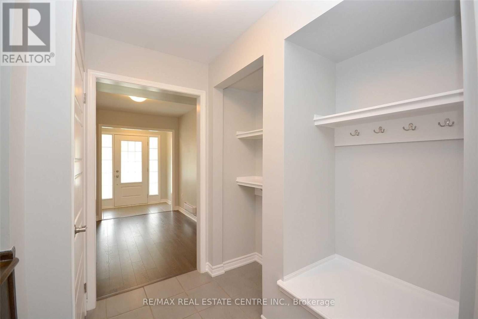 3065 Harebell Gate, Oakville, Ontario L6M 4M2 - Photo 11 - W14093478