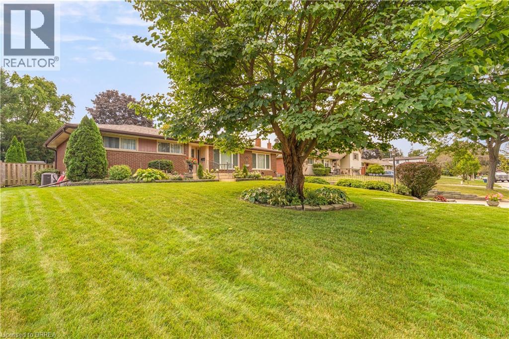 25 Brier Crescent, Brantford, Ontario  N3R 3M5 - Photo 4 - 40871567