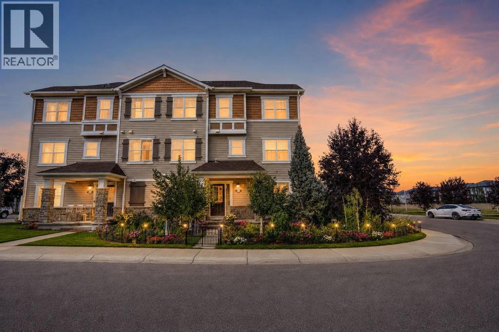 220 Windford Crescent Sw, Airdrie, Alberta  T4B 4G5 - Photo 1 - A2352560