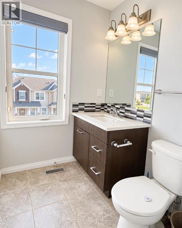 220 Windford Crescent Sw, Airdrie, Alberta  T4B 4G5 - Photo 24 - A2352560
