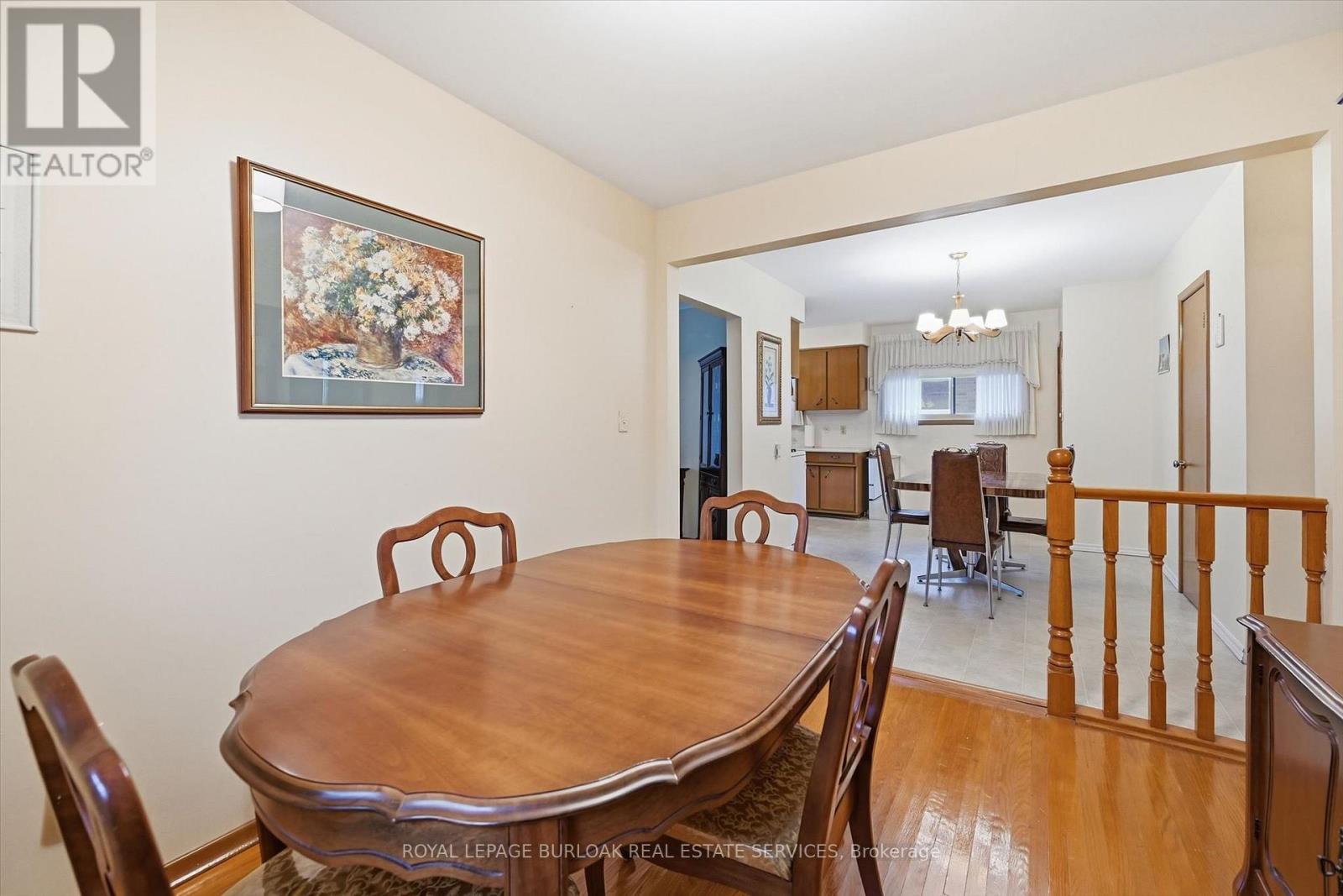 138 Luscombe Street, Hamilton (Greeningdon), Ontario  L9A 2K3 - Photo 16 - X14093464