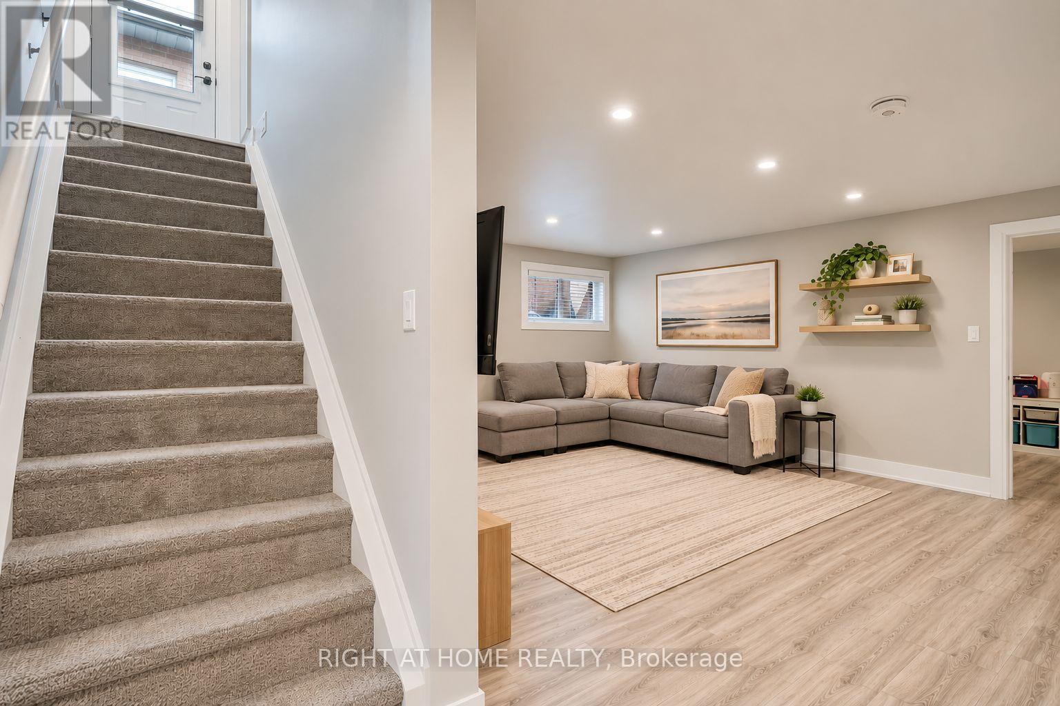 Lower - 6 Newlands Avenue, Georgina, Ontario  L4P 3T3 - Photo 3 - N13844782
