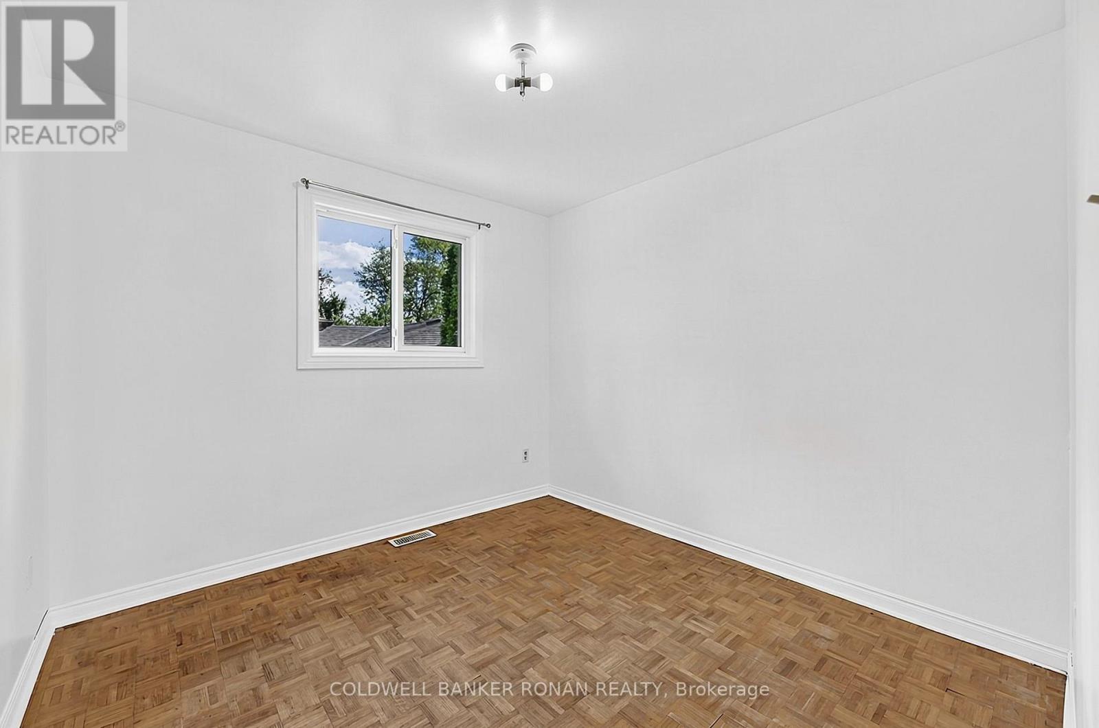 130 Queen Street, New Tecumseth, Ontario  L9R 1K6 - Photo 22 - N13882066