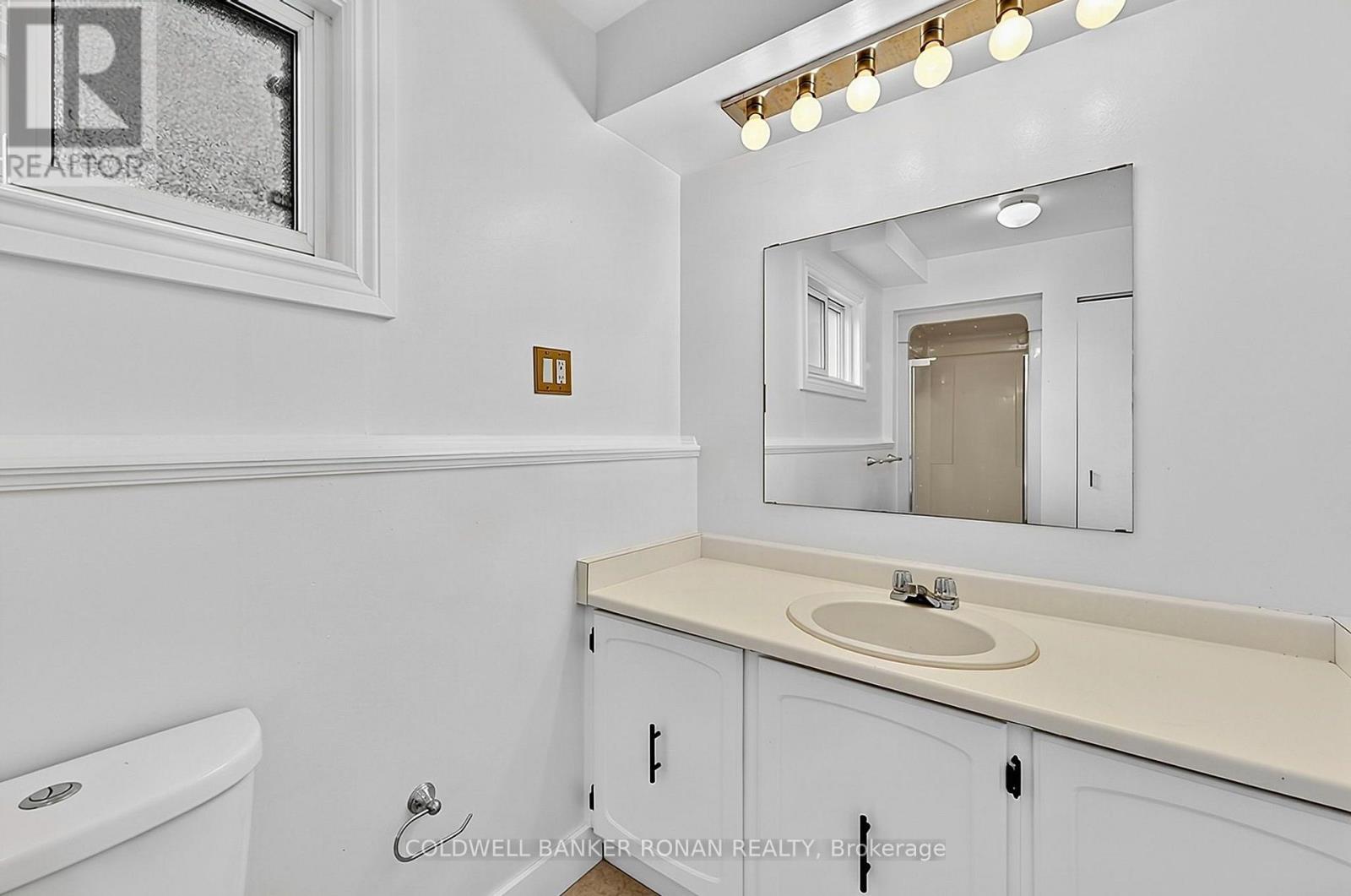 130 Queen Street, New Tecumseth, Ontario  L9R 1K6 - Photo 42 - N13882066