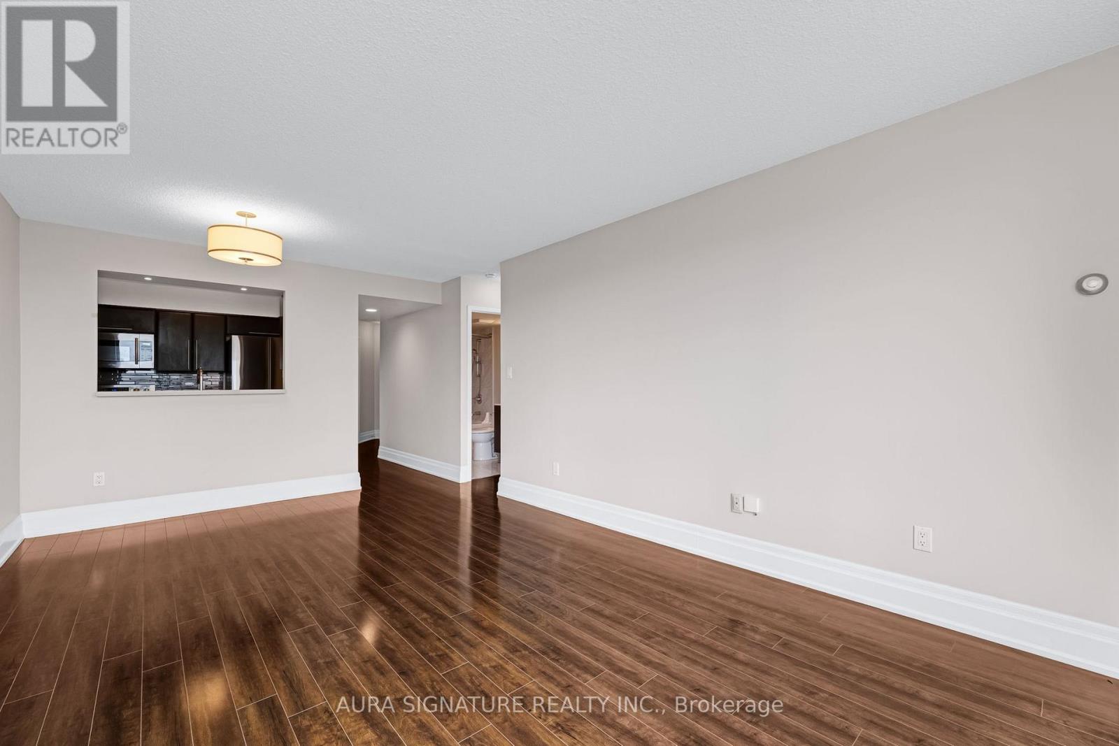 1010 - 3 Hickory Tree Road, Toronto, Ontario  M9N 3W5 - Photo 14 - W13853724
