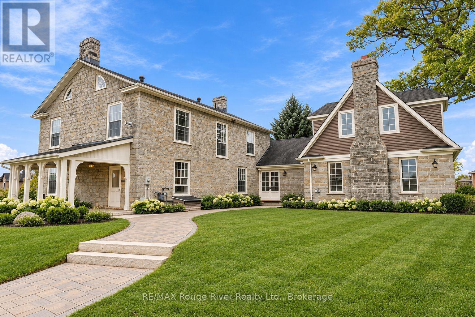 780 GARDEN STREET, Whitby, Ontario