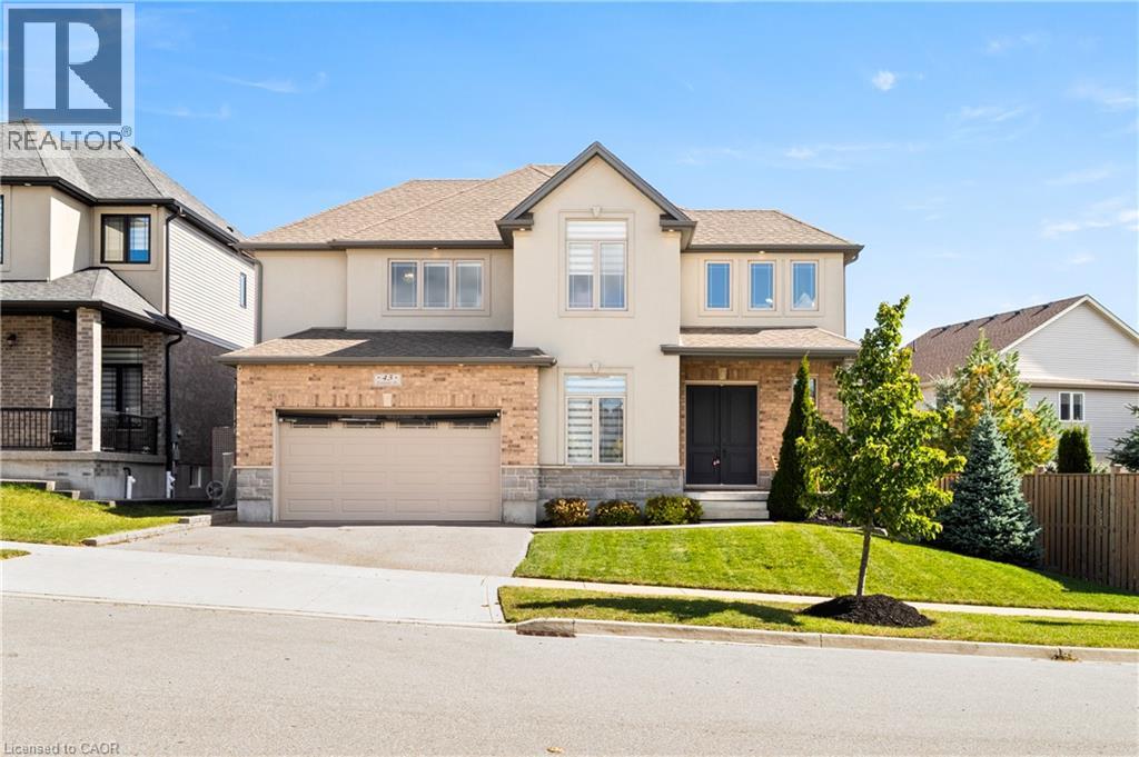 43 FRONTIER Drive, Kitchener, Ontario