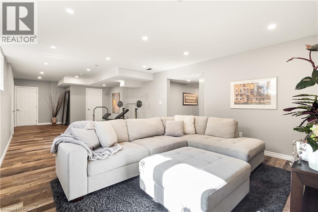 43 Frontier Drive, Kitchener, Ontario  N2P 0G3 - Photo 42 - 40861126