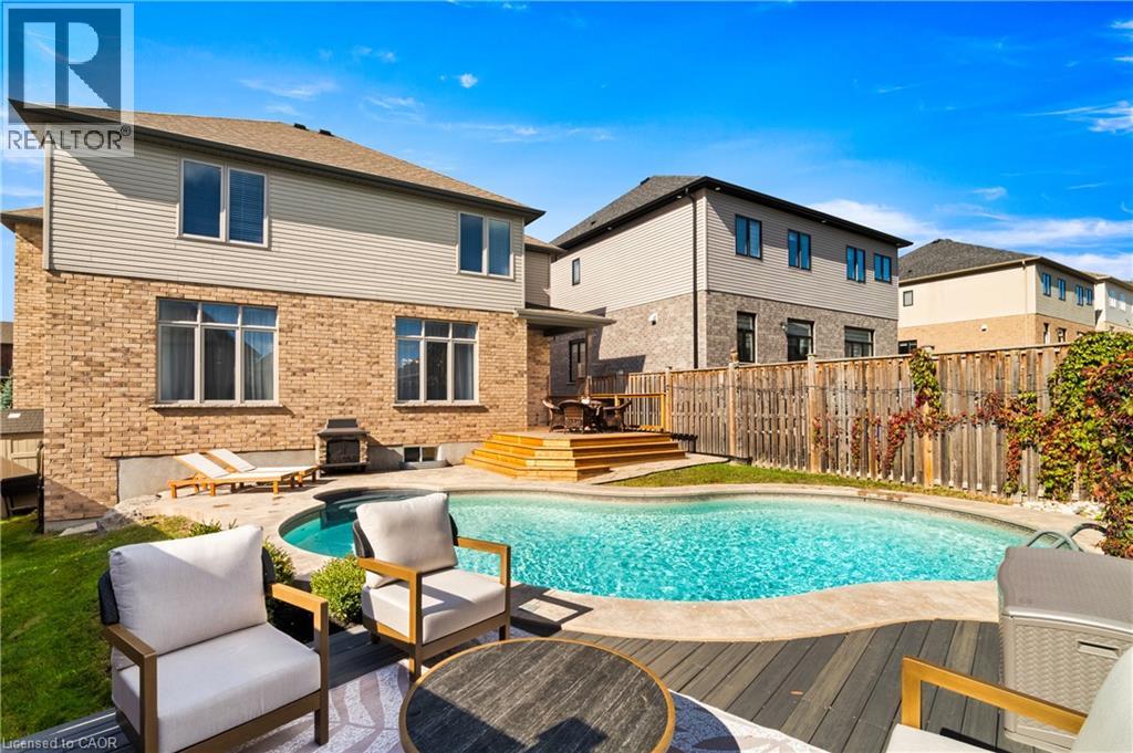 43 Frontier Drive, Kitchener, Ontario  N2P 0G3 - Photo 46 - 40861126