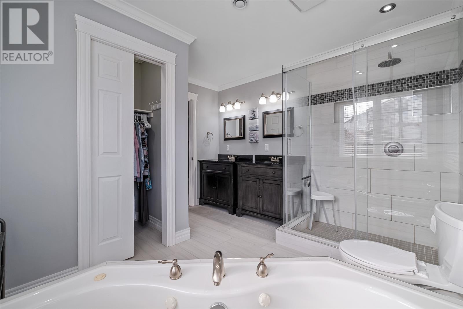 7 Callaghan Place, Paradise — photo 18