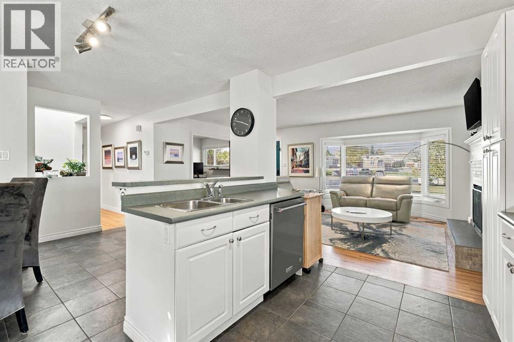 4011 25 Avenue Sw, Calgary, Alberta  T3E 0L7 - Photo 10 - A2350952