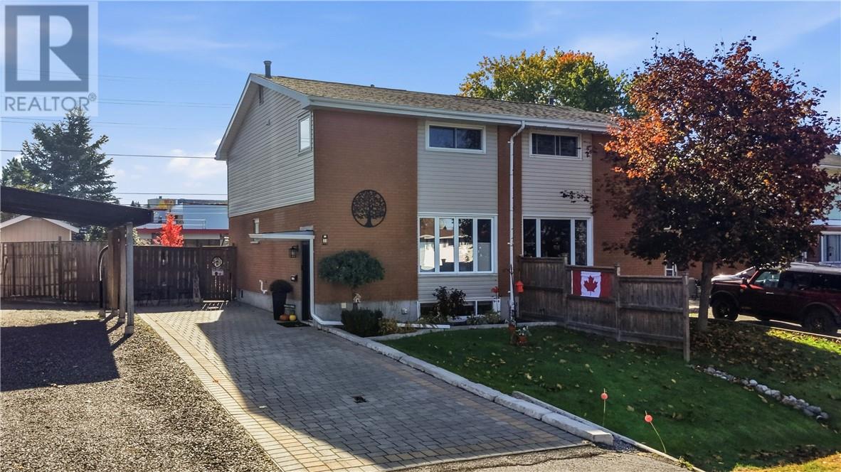 33 Elmhurst Court, Sudbury, Ontario  P3A 1A3 - Photo 1 - 2130994