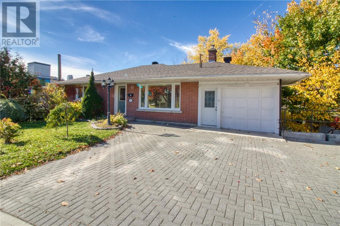 51 Mackenzie Street, Sudbury, Ontario  P3C 2C1 - Photo 2 - 2130976