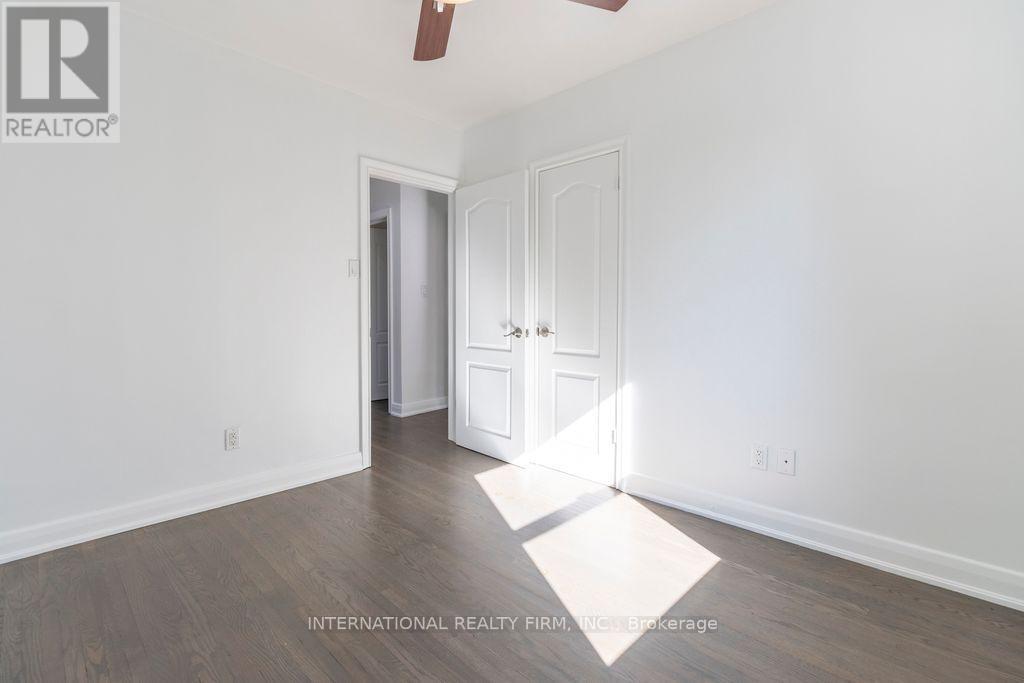 582 South Service Road, Mississauga, Ontario  L5G 2S6 - Photo 16 - W14083552