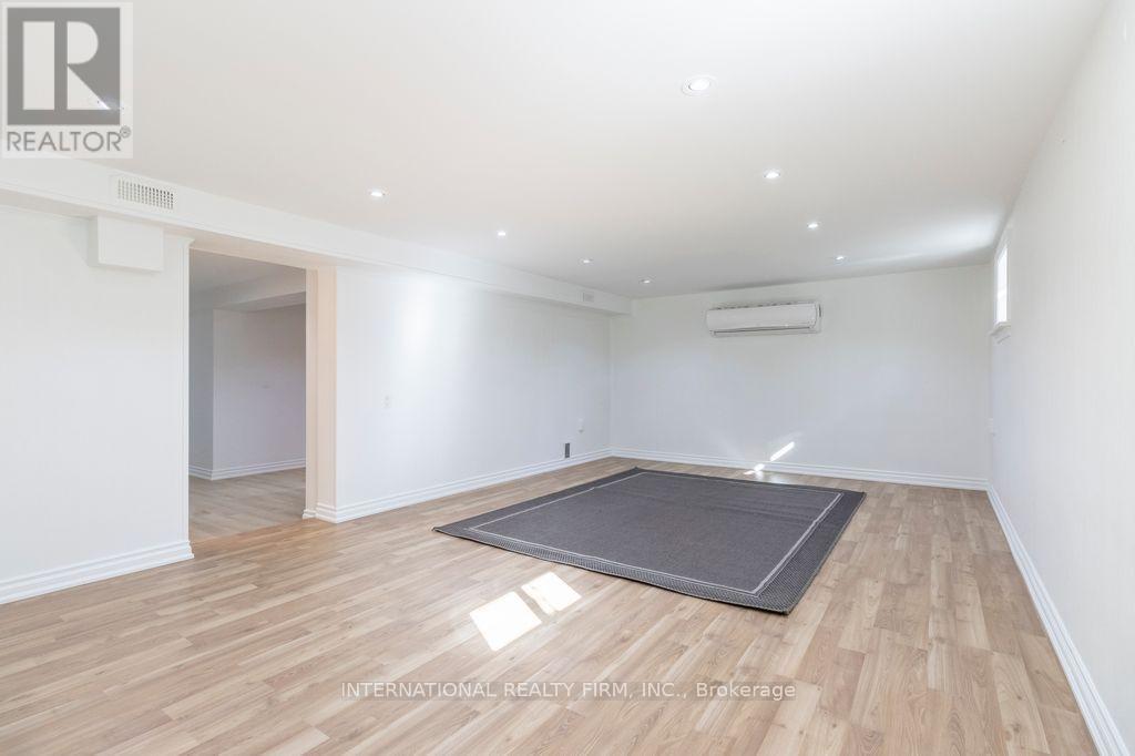 582 South Service Road, Mississauga, Ontario  L5G 2S6 - Photo 21 - W14083552