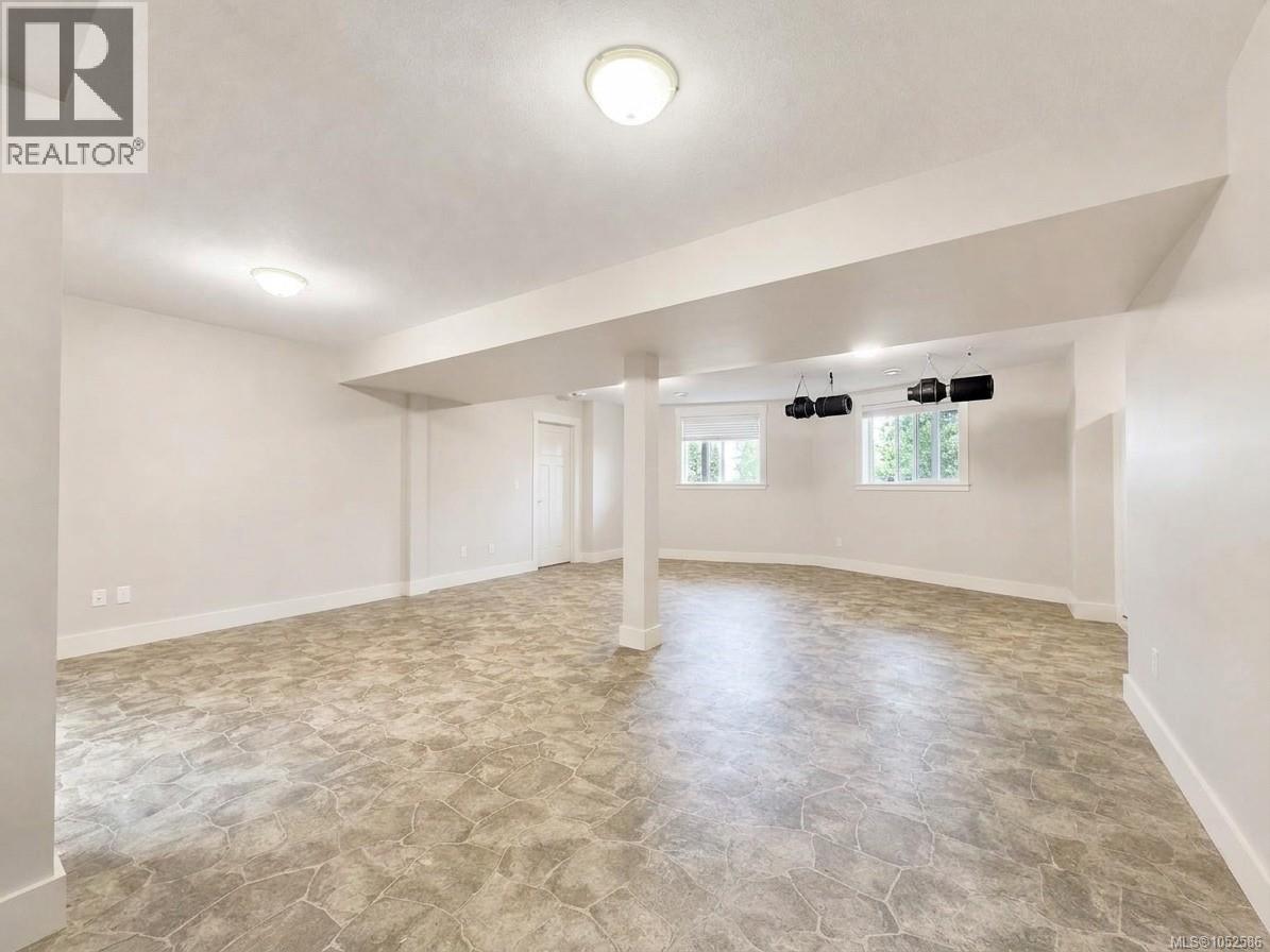 8475 Lisa Lane, Lantzville, British Columbia  V0R 2H0 - Photo 32 - 1052586