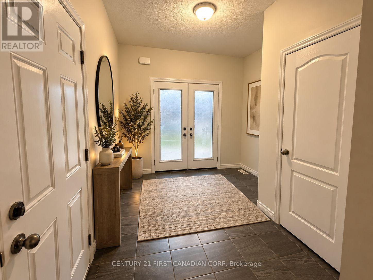 2804 Heardcreek Trail, London North, Ontario  N6G 0W1 - Photo 2 - X14093640