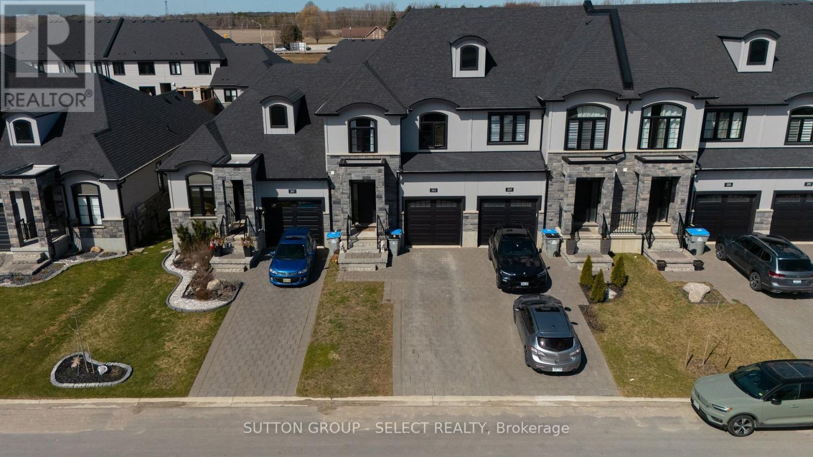 263 Winlow Way, Middlesex Centre, Ontario  N0L 1R0 - Photo 2 - X14093746