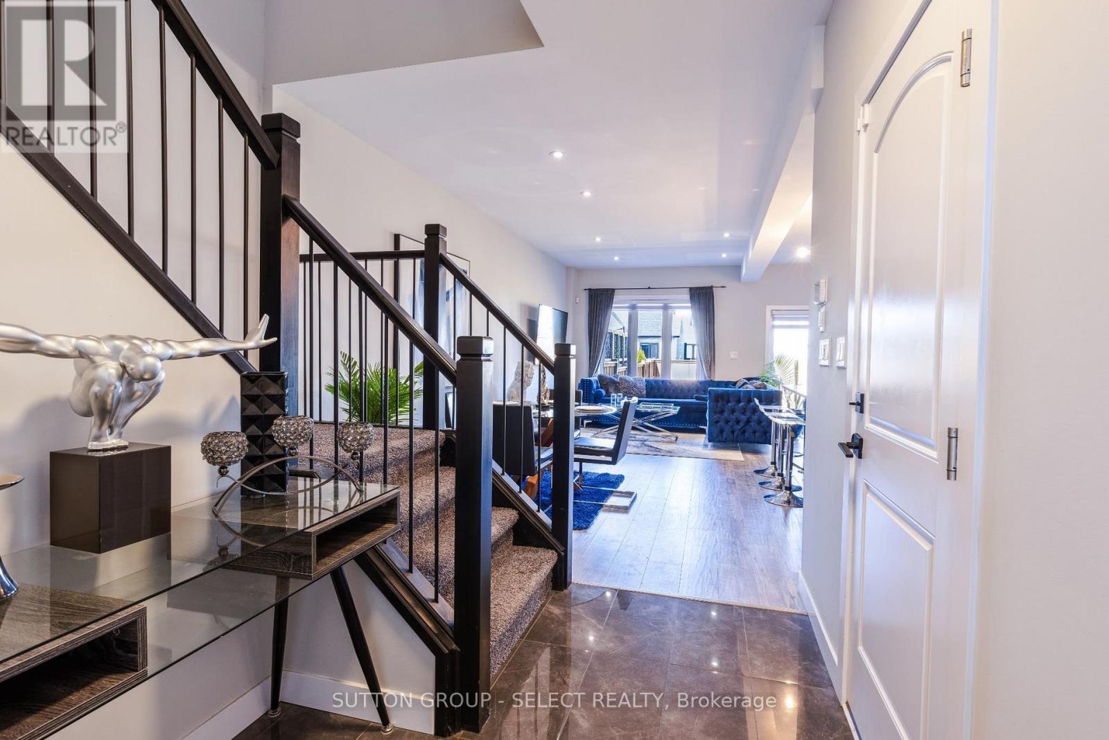 263 Winlow Way, Middlesex Centre, Ontario  N0L 1R0 - Photo 3 - X14093746