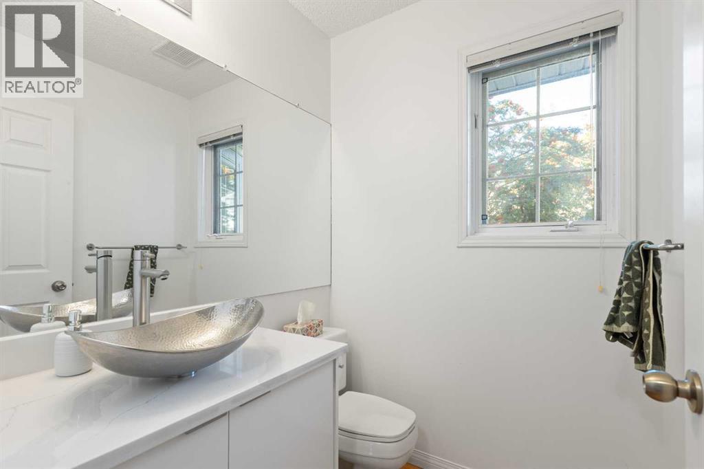 12 Kingsland Villas SW