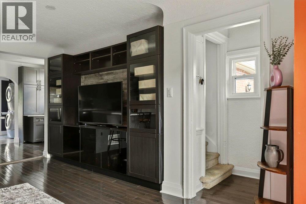 65 Edinburgh Avenue, Hamilton, Ontario  L8H 2C6 - Photo 9 - 40870299