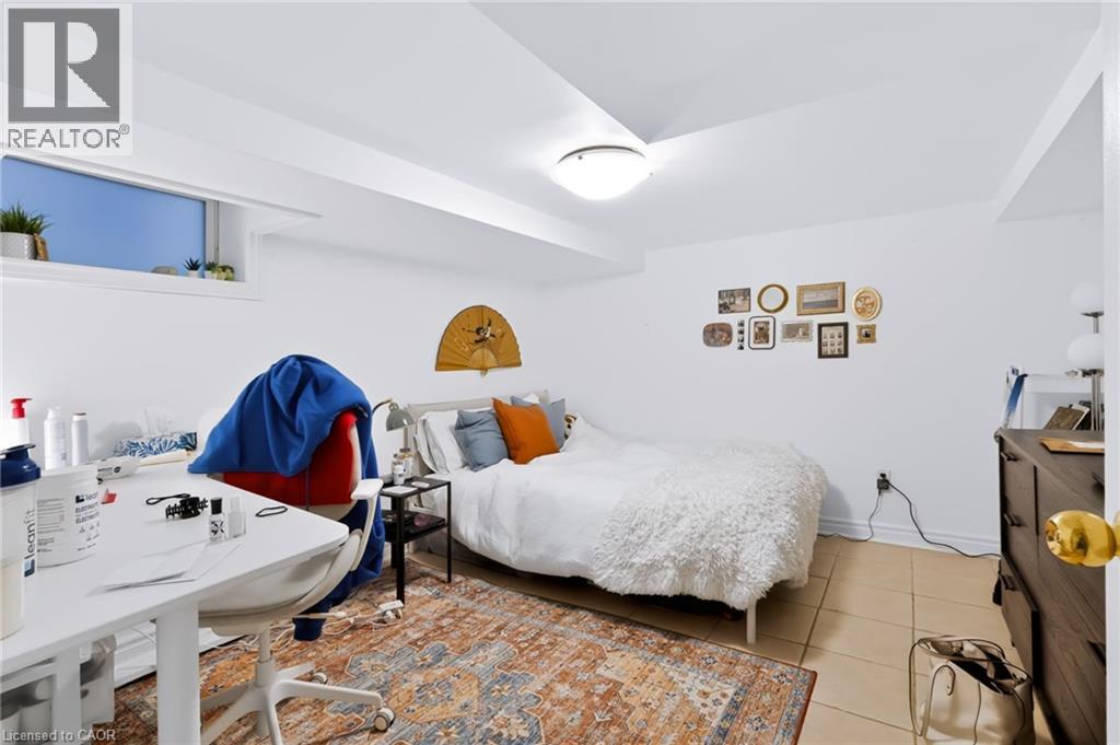 23 Forsyth Avenue S, Hamilton, Ontario  L8S 2A4 - Photo 26 - 40872037