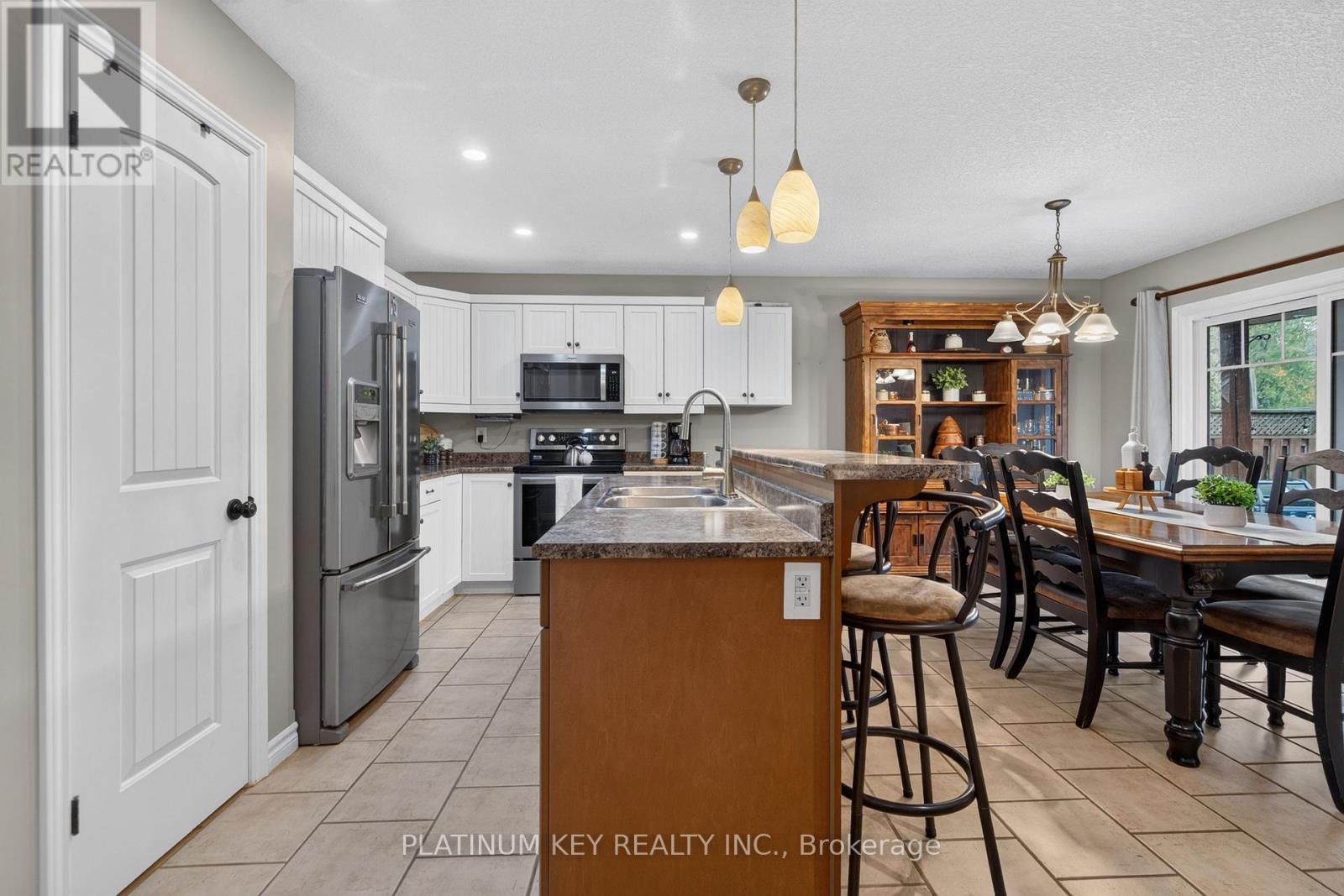 277 Thorne Drive, Strathroy-Caradoc, Ontario  N7G 4C9 - Photo 7 - X14092830