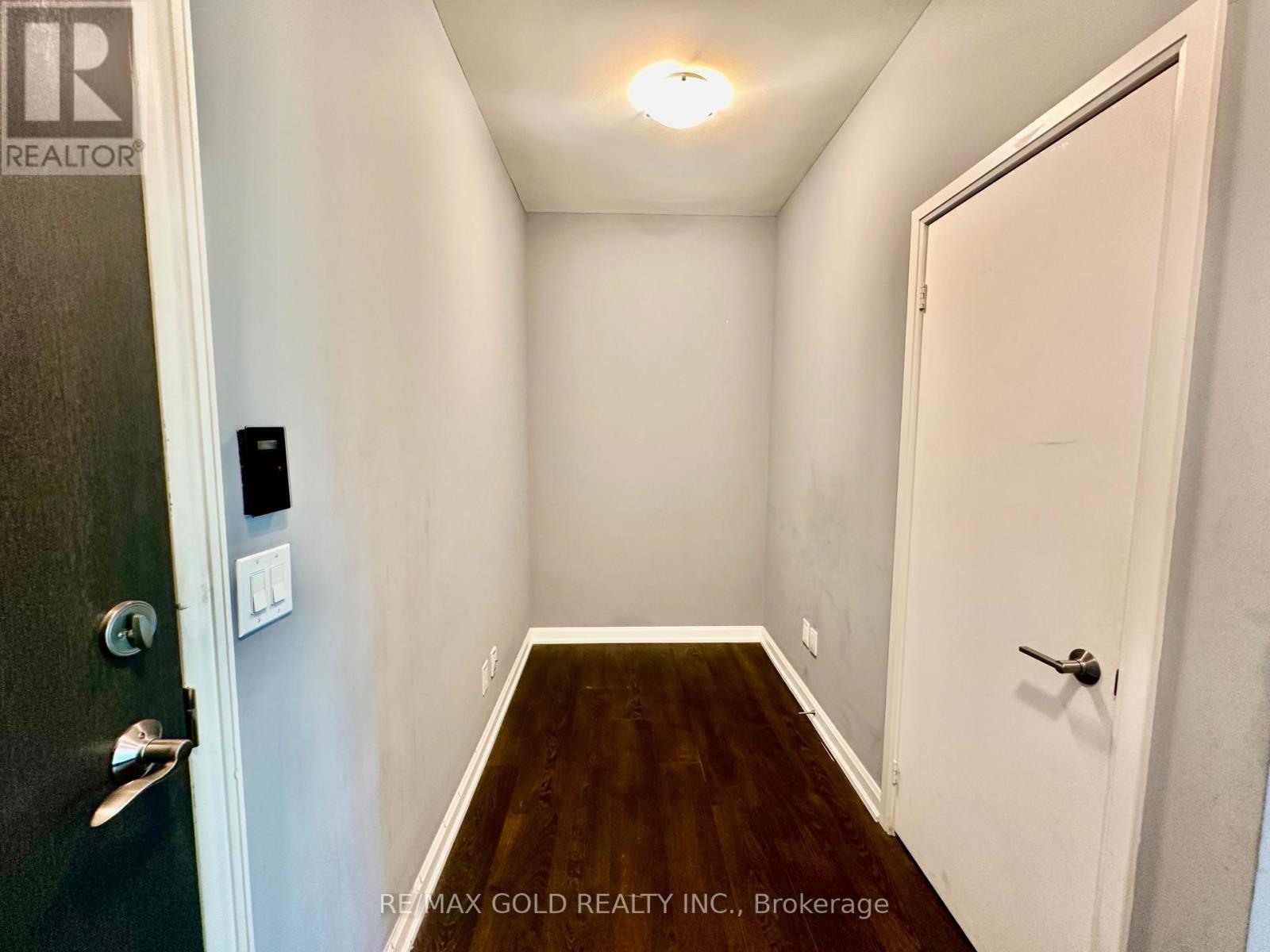 702 - 11 Bogert Avenue, Toronto (Lansing-Westgate), Ontario  M2N 1K4 - Photo 4 - C14093656
