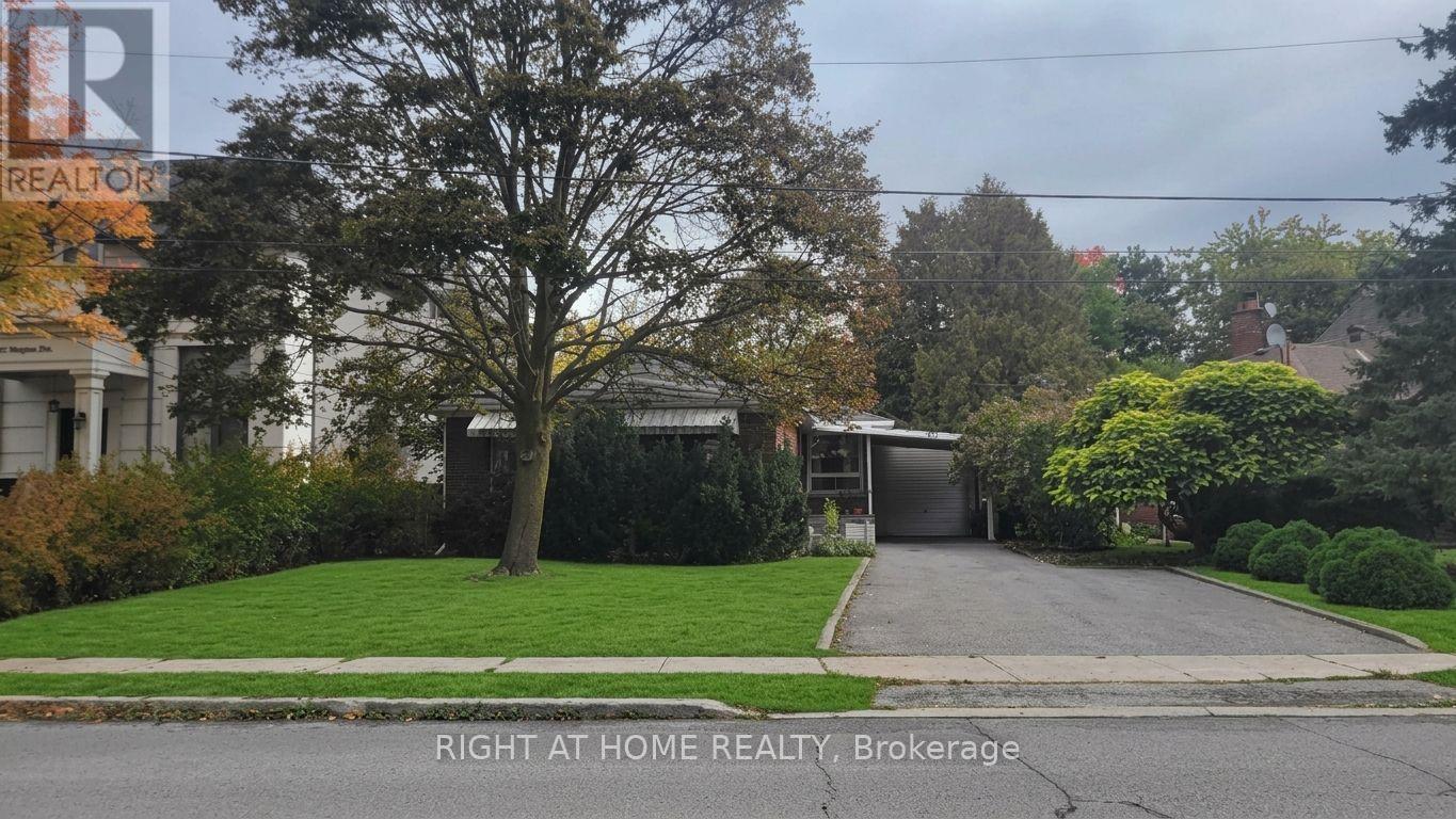 183 MAXOME AVENUE, toronto (newtonbrook east), Ontario